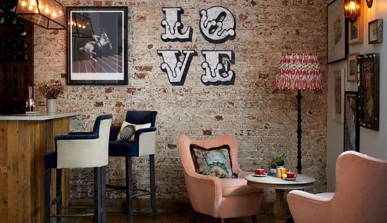 Image by Artist Residence London via https://www.artistresidence.co.uk/our-hotels/london/