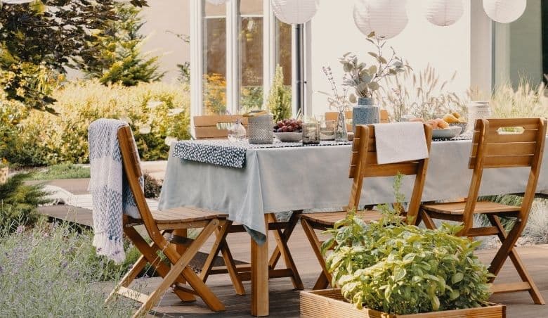 Top tips for hosting the perfect garden party
