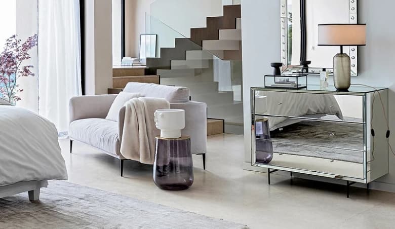 Khonsou Mirrored Chest of Drawers By La Redoute