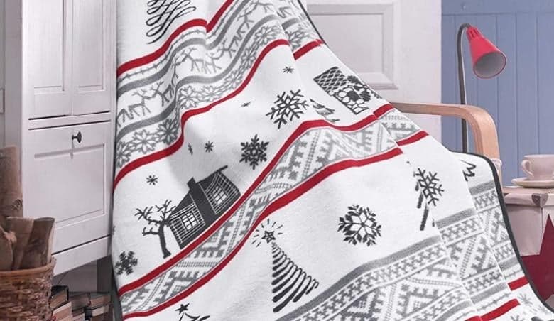 Kassandra Christmas Tree Blanket by Wayfair