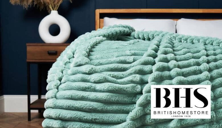 Jumbo Cord Throw with Plain Velvet Backing by BHS