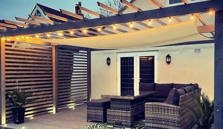 13M / 42FT u0022Super Festoonu0022 Warm White Outdoor Plug-in Inter-connectable LED String LightsnBy Lighting Legends