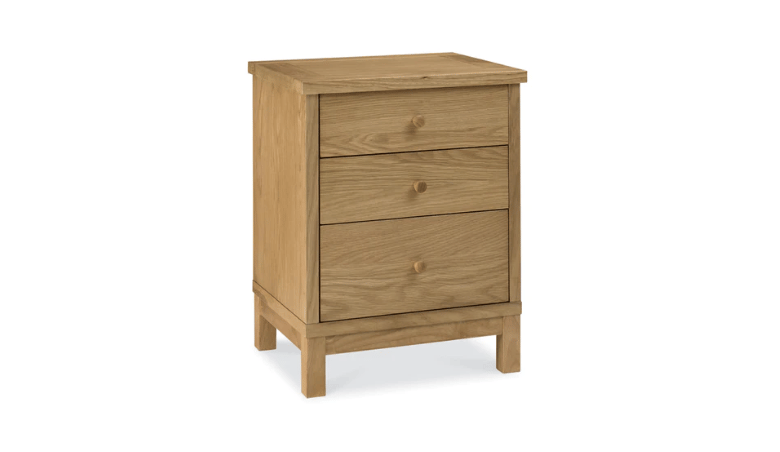 Bentley Atlanta 3 Drawers Oak Nightstand By Teddy Beau