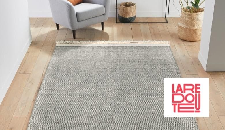 Naga Fringed Wool Rug by La Redoute