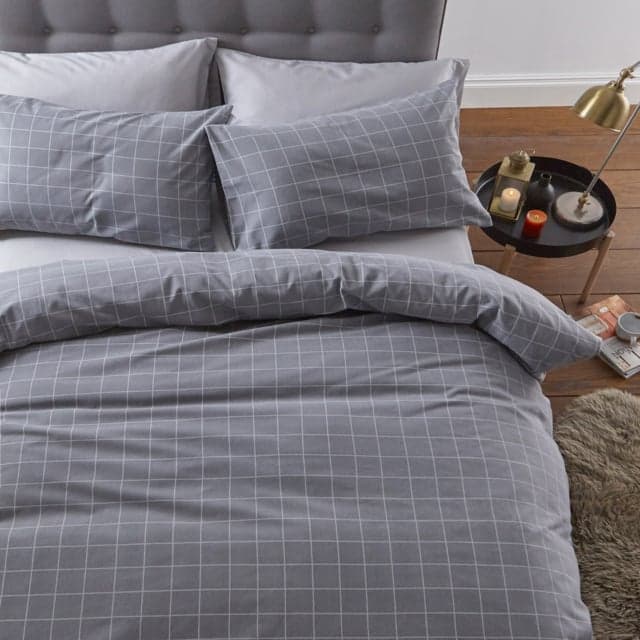 Assets product images sleepy people gbslpyplmkvqvzq silentnight brushed check smoke duvet set medium