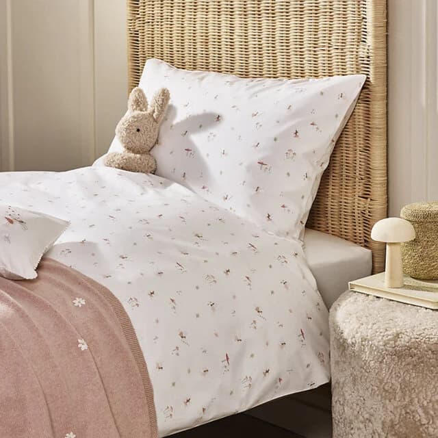Assets product images the white company gbwhtcombhyjkjru the white company pure cotton magical fairies bed linen set single whitepink size single medium