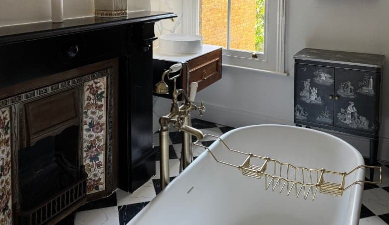 Camilla Bathroom