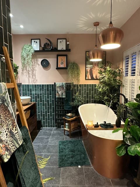 Anthea Oneil bathroom