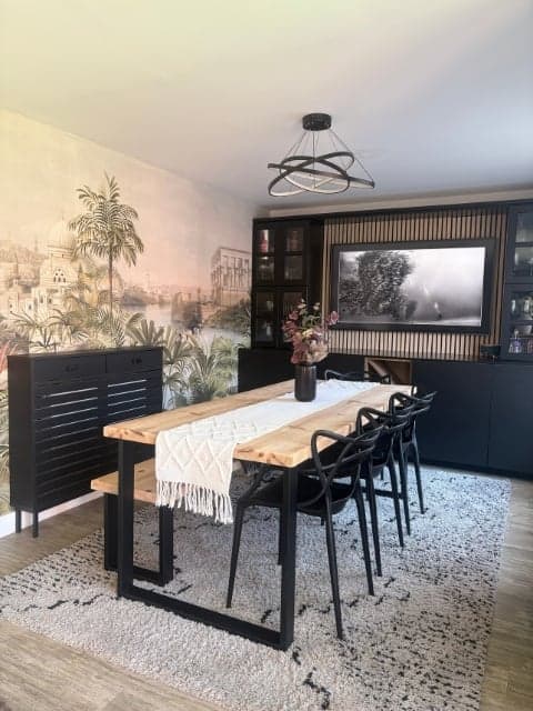 Leah Govier Dining Room 2