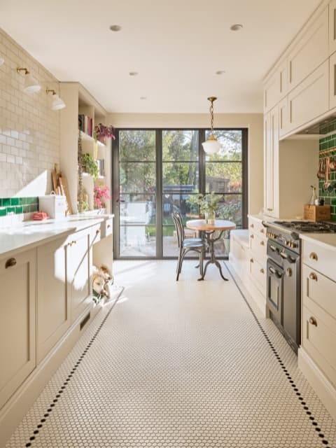 Roxanne Fregona Kitchen Image 1