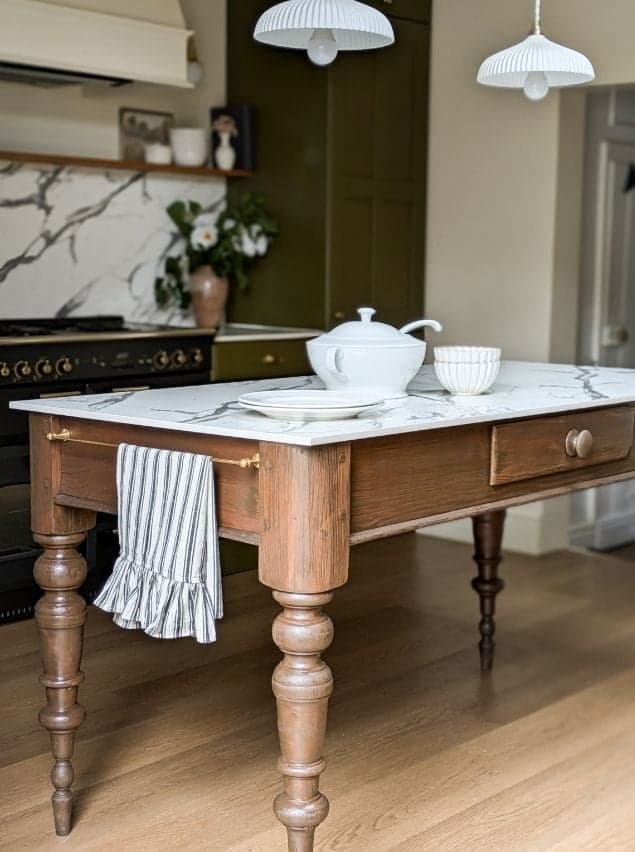 Vintage & Elegant: Inside Louise Horton’s Timeless Home