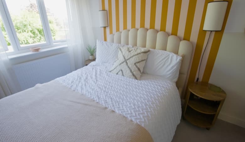 Laura Deller Guest Bedroom