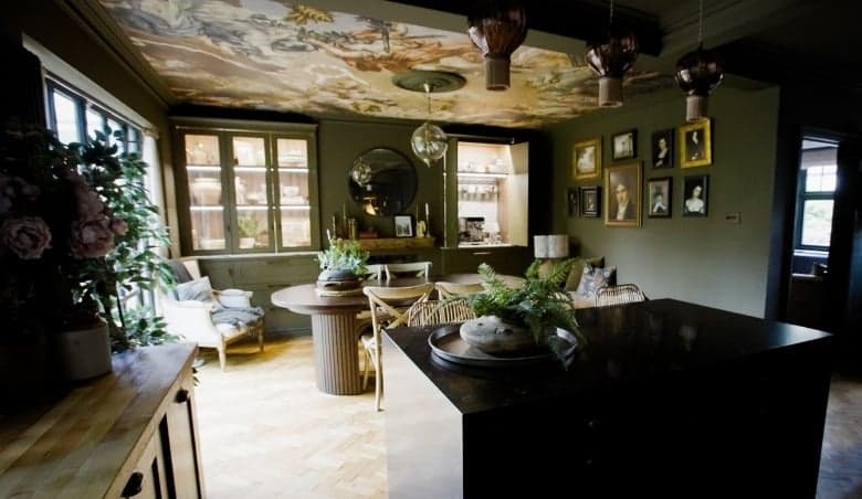 Dining Area Image Alana Miller