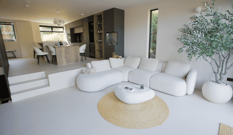 uFurnish.com Home Tours: Journey inside Lexie Carducci’s London Waterside Home