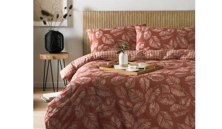 Riva Japandi Red Duvet Cover and Pillowcase Set Red and White by Dunelm