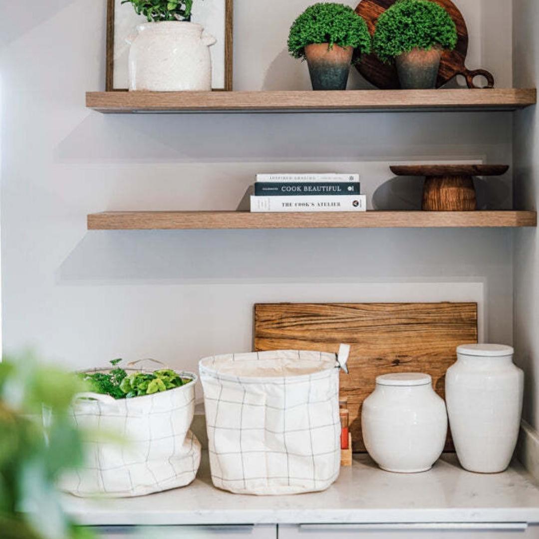 Minimalist basket
