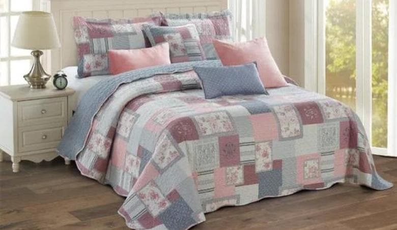 Vergas Brambly Cottage Bedspread by Wayfair