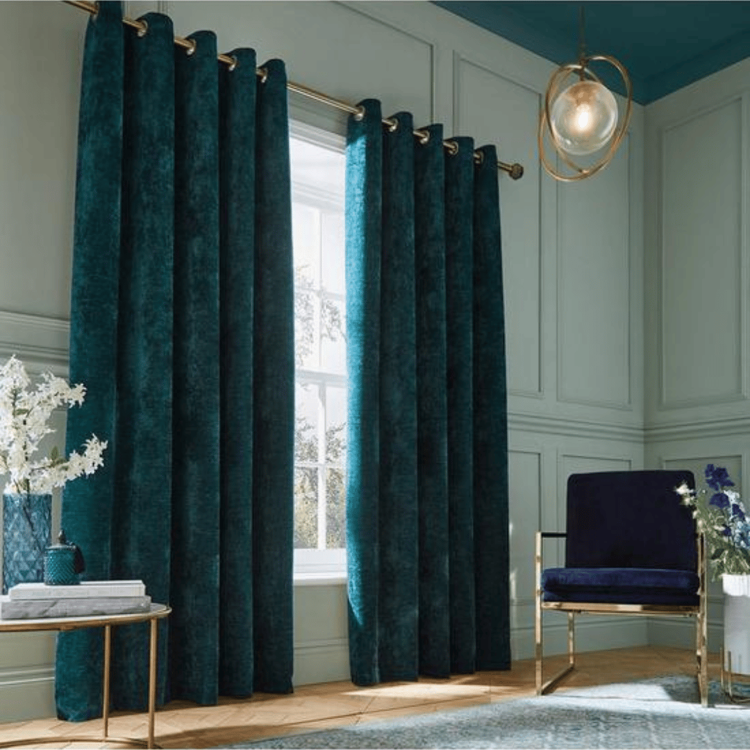 Eyelet curtains
