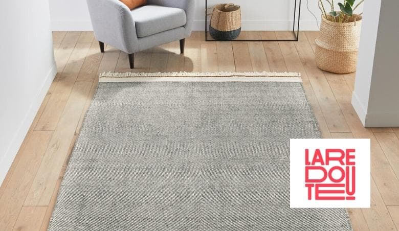 Naga Fringed Wool Rug by La Redoute