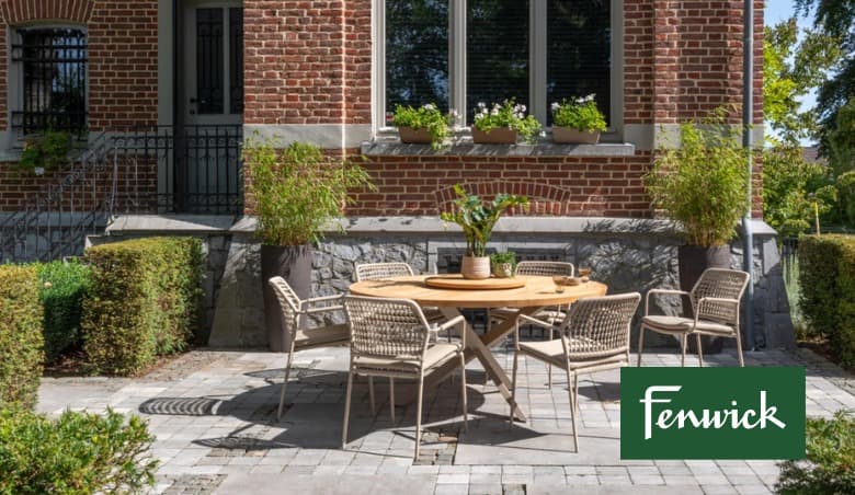 Outdoor Round Dining Table With Chairs by Fenwick