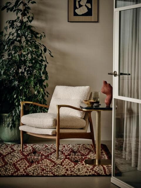 Assets product images soho home gbsoholtfhufdull theodore armchair boucle natural medium