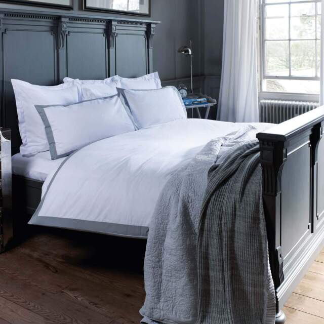 Assets product images sleepy people gbslpyplzplotkkgxhhw jeff banks pour la maison limoges duvet set white medium