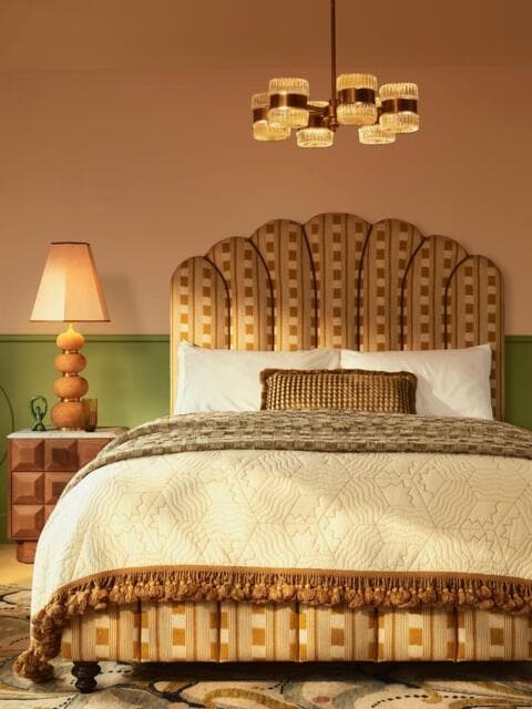 Assets product images soho home gbsoholttpwuxurs renato chandelier medium
