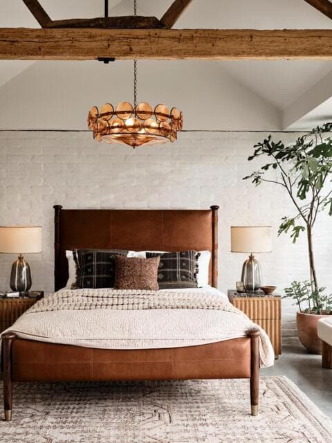 Assets product images soho home gbsoholtwenbmdqi paolo bed sycamore leather super king medium