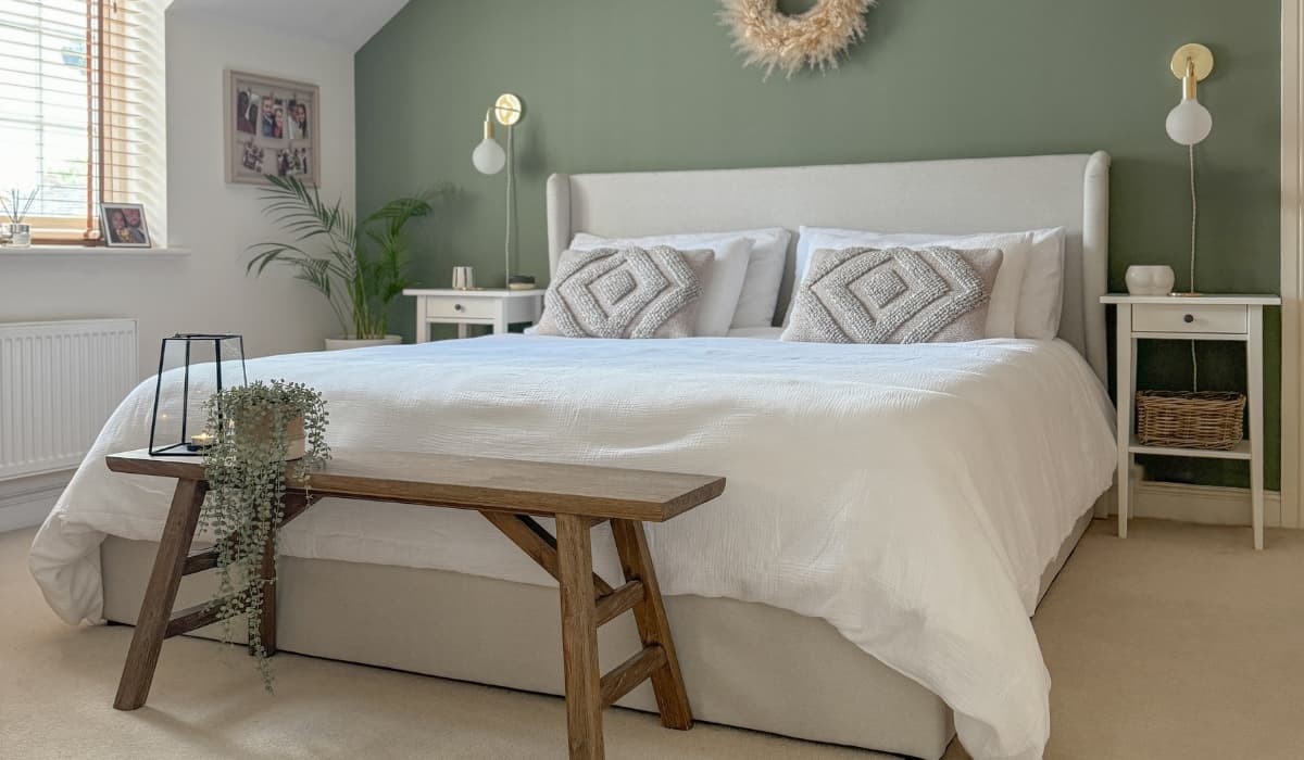 uFurnish.com bedroom ideas