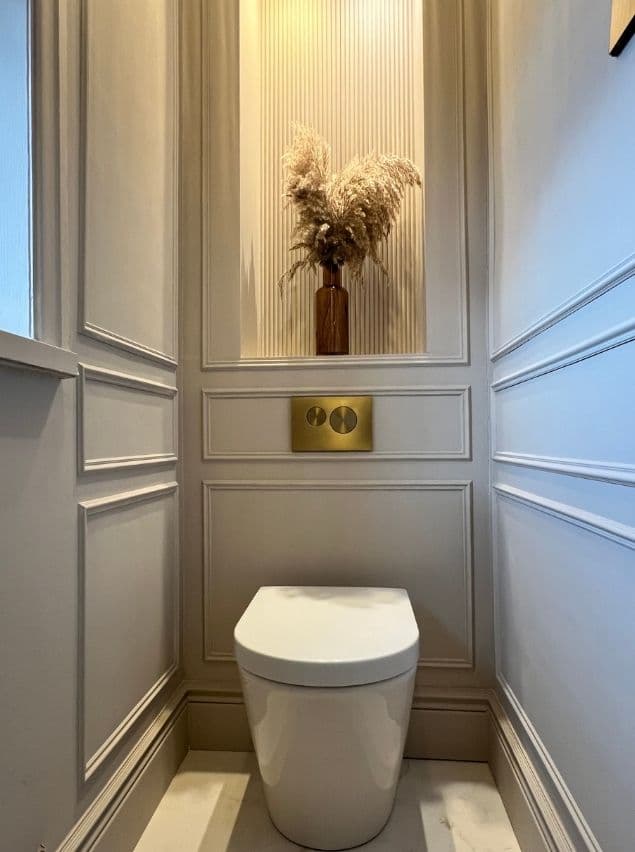 Claire Appleton Toilet