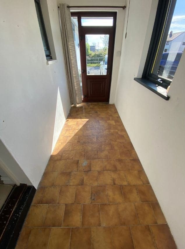 Cutis jones tile hallway