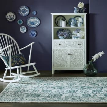 Traditional Rugs
